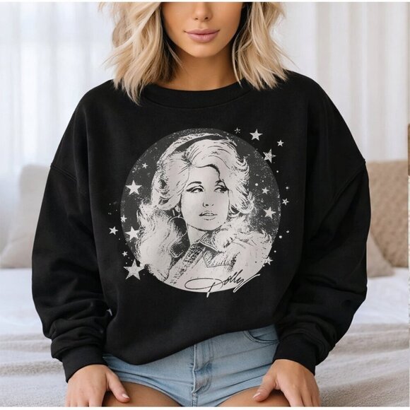 Joanne W Other - Dolly Parton Country Music Retro Graphic Crewneck Sweatshirt .